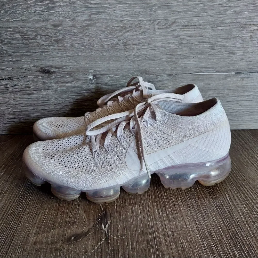 Women’s Nike Air VaporMax Light Violet Size 9.5